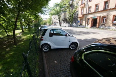 notdot - #krakow #parkowanie #autostop
z serii ja nie zaparkuję?