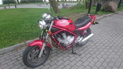 tomkkoo - #motocykle #1000zdjeczmotocyklem #pokazmotor 
Polatane ;-)