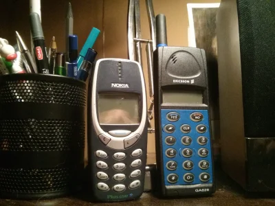 k.....r - i #nokia 3310 zasilila małą kolekcję #staretelefony ( ͡° ͜ʖ ͡°) jaki to byl...