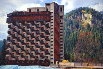 k.....r - Opuszczony hotel, Amanauz, #Rosja

#opuszczone #opuszczonemiejsca 

A, ...