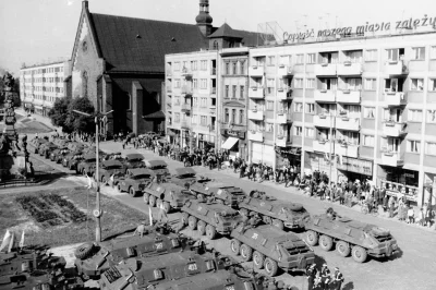 Mirek_przodowy - > Racibórz, 1 maja 1968. Święto Pracy z militarnym rozmachem. Cały R...