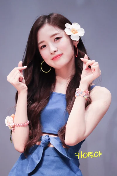 XKHYCCB2dX - #arin #ohmygirl
#koreanka