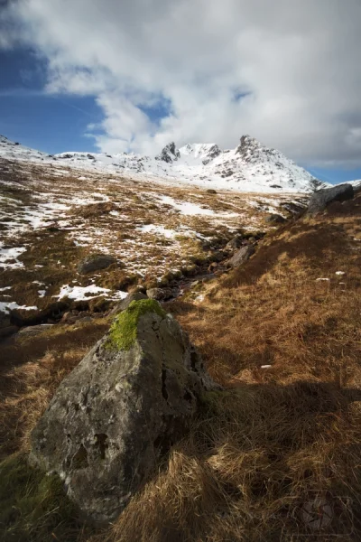 Aenkill - The Cobbler, jak jeszcze śnieg na szczytach leżał. Teraz tylko deszcz ( ͡° ...