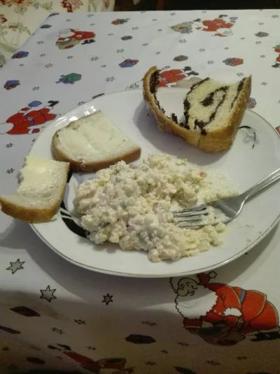 ActiZ - Salatka z chlebem czy bez?
#kiciochopyta