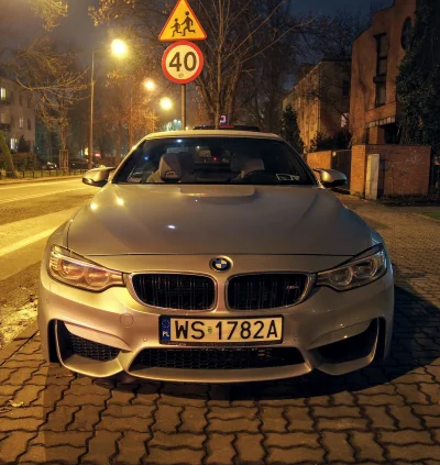 superduck - BMW M4 Cabrio F83 (2014-...)
3,0l R6 431KM twinturbo
0-100km/h - 4,6s (...