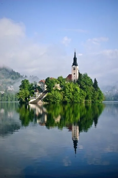 Old_Postman - Lake Bled Island, Słowenia

(ʘ‿ʘ)

#azylboners #earthporn