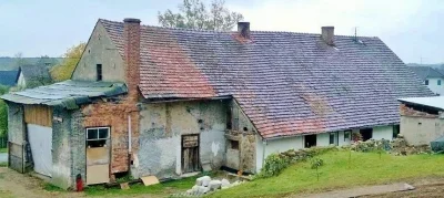 anna-kosiba-925 - Dom porownany do domu 59-700 Trzebien ul.kolejowa 7 / Boleslawca .
...