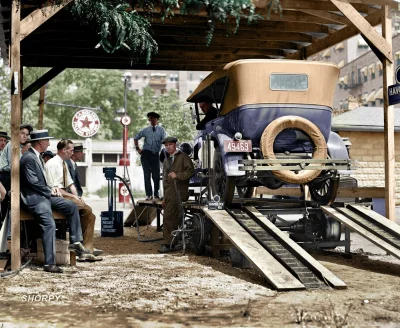 crazyfigo - Stacja beznynowa. Waszyngton, USA. Rok 1924



#usa #dawnedzieje #fotohis...