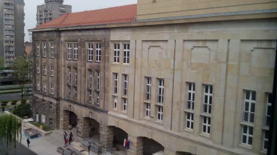 pakoz - @Mesk: Czyszczenie jednego z budynków Politechniki Wrocławskiej ok. 2 lata te...