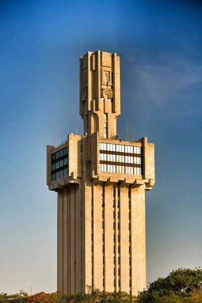 Piotrek00 - #architektura #spamarchitektoniczny #konstruktywizm #kuba #hawana #rosja