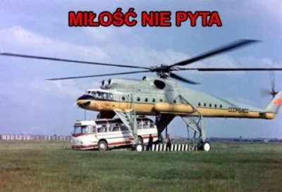 szczypek45 - Rzadkie zdjęcie ukazujące w jaki sposób helikopter przelatuje autobus.
...
