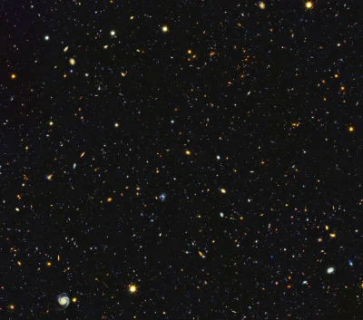 O.....Y - Hubble zrobił nowe zdjęcie, które przedstawia 15 000 galaktyk.

W 12 000 ...