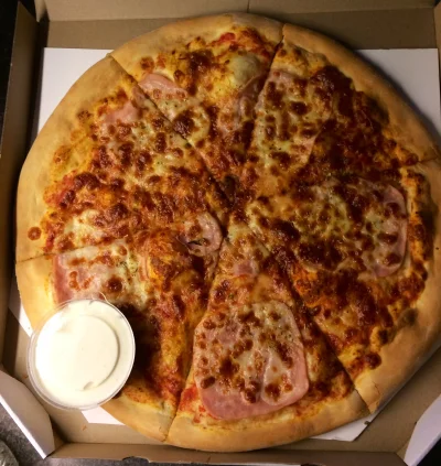 RaV_Oyabun - pizzą z #pysznepl to chyba nakarmię wróble, bo żołądek mam tylko jeden! ...