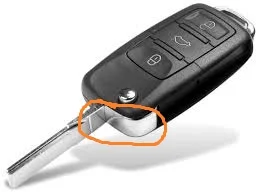 MirekCordi - Złamał mi się kawałek metalu, który trzyma kluczyk w pilocie. Sam kluczy...