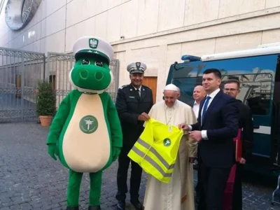 TradingWykop - Pamiętacie tego ziomka krokodylka z Tirkiem w Watykanie?
https://www....