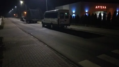 algus - Co mogę zrobić z tymi zyebami?? Pajac z przyczepką parkuje codziennie w tym m...