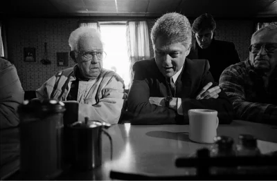 TSoprano - Bill Clinton pośród "niezdecydowanych wyborców" , New Hampshire, 1992 rok....