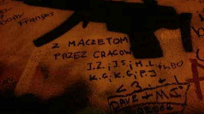 BedeDobry - Heheszki, zobaczcie co znalazłem na słynnym murze graffiti w Pradze. Poez...