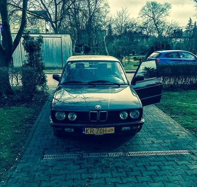 kotekk2 - Sezon powoli się zaczyna, pierwszy wyjazd po 6 miesiącach (ʘ‿ʘ)
#bmw #e28 ...