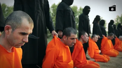 Piezoreki - Kurdowie z Państwa Islamskiego ścięli kilku Peszmergów.

#isis #is #ira...