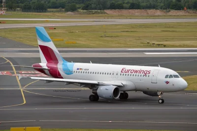 BaronAlvon_PuciPusia - Kolej wygrywa z samolotami: Eurowings zawiesza trasę z Berlina...