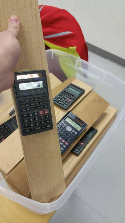 calaprawdaprostowoczy - Jak zapobiegać kradzieżom kalkulatorów w #licbaza #techbaza i...