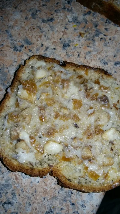SupaHotRobert - Chleb ze smalcem i solą
#chwalesie