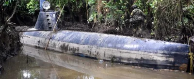 QoTheGreat - W Kolumbii do przewozu narkotyków zbudowali 30 metrowe łodzie podwodne. ...