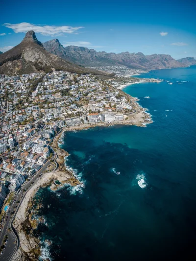 Alea1 - Kapsztad, Republika Południowej Afryki

Autor: Dan Grinwis #cityporn #fotog...
