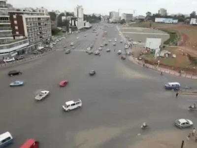 Mesk - @Mesk: Prawdziwy ruch uliczny w Etiopii ( ͡° ͜ʖ ͡°)