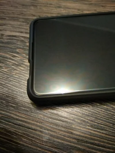 lIENll - Jest jakieś szkło warte uwagi do Xiaomi Mi 9T Pro? Kupiłem szkło od Mocolo i...