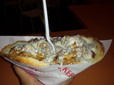 Pepe_Roni - smacznego mireczki! Kebab na grubym z kurczakiem, slodkim sosem i pastą :...