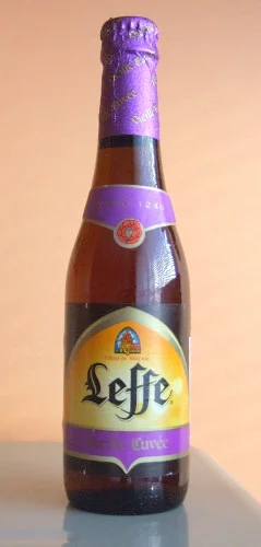 von_scheisse - Leffe - piwa spod tej marki należą do najłatwiej dostępnych w naszym k...
