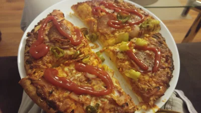 ziobro2 - Pizza guseppe to nadpizza z mrożonych pizz.