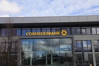 jobprofi - Niemcy: Banki zwiększają prowizje za korzystanie z bankomatów

Szybka wy...