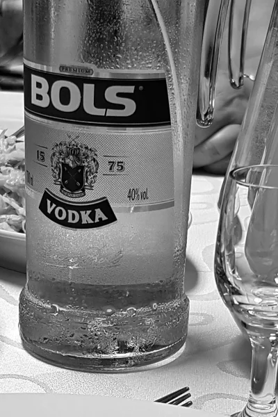 s.....7 - #chrzciny #wodka Bolsa to mógłbym grabiami ze stołu zepchnąć, także sierpie...