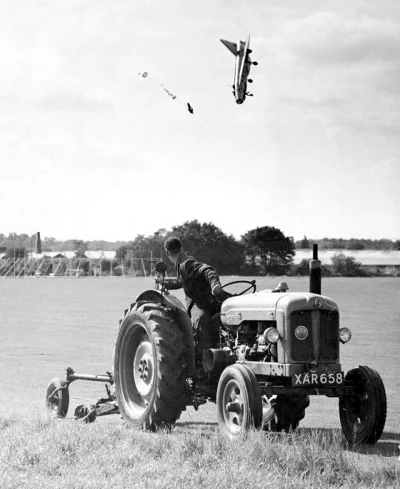 myrmekochoria - Wypadek samolotu XG332, Anglia 1962 rok.

"This famous picture was ...
