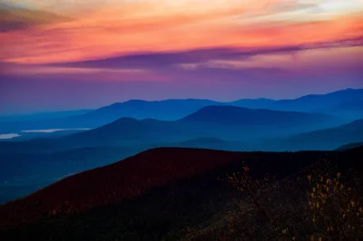 Rajtuz - Wschód słońca. Góry Catskills, USA.
#estetyczneobrazki #gory #earthporn #du...
