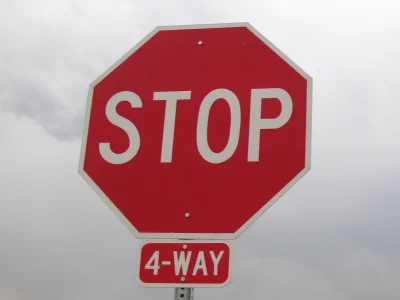 draqul - Ponadto co ciekawe, w Kanadzie nadużywają znaku stop, gdzie często wystarczy...
