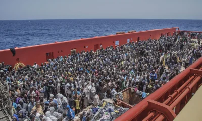 kubica941 - @FailedNormie: no popatrz jak tych Syryjczyków na morzu opaliło ( ͡° ͜ʖ ͡...