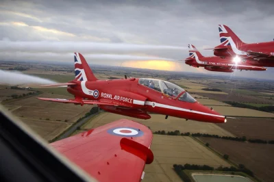 d.....4 - Red Arrows BAE Hawk 

#samoloty #aircraftboners #raf