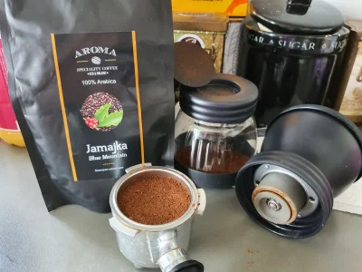Stan_Przedzawalowy - Pozdro kawowe świry.
#kawa #kawatime #pijkawezwykopem