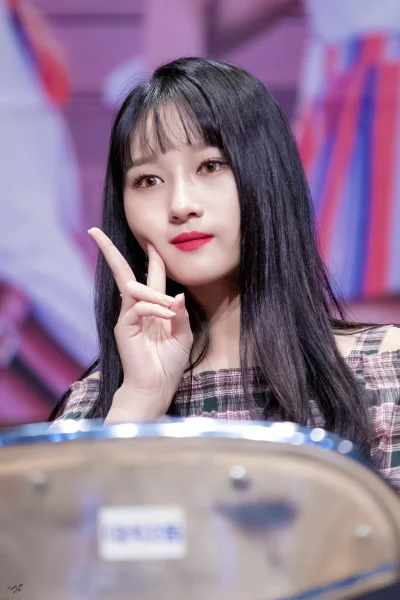 XKHYCCB2dX - #siyeon #dreamcatcher
#koreanka