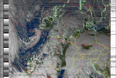 kuba70 - @leoha: Kilka lat temu bawiłem się trochę tym RTLSDR i na antenie z drutu co...