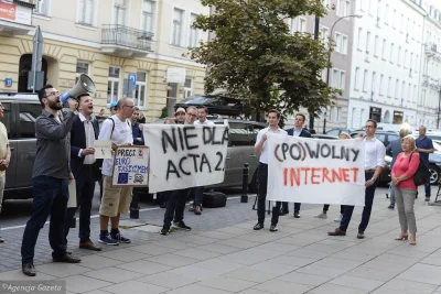 anonimek123456 - @krytyk__wartosciujacy: W dzień "nieprotestowy" znajduje się tam zaz...