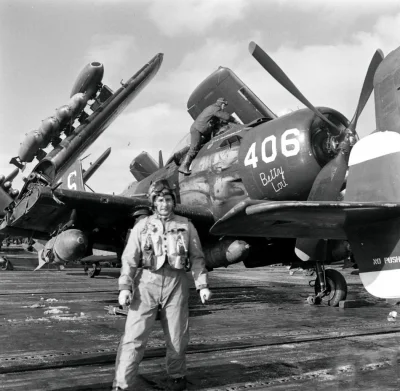 srgs - A-1 Skyraider na pokładzie USS Essex, 1952

#aircraftboners