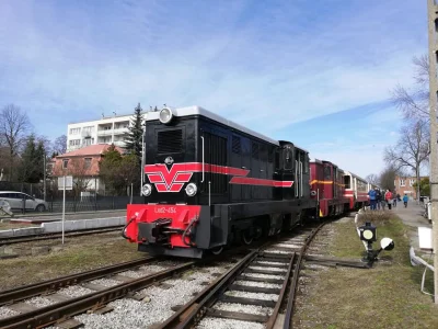 Piaseczyniak - Dzisiejszy skład Piaseczyńsko-Grójeckiej Kolei Wąskotorowej w podwójne...