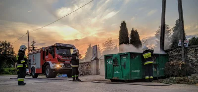 DeLeTee - Taką fotkę zrobiłem chłopakom, podoba się?
#fotografia #strazpozarna