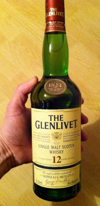 m.....i - #whisky #singlemalt The Glenlivet 12 7/10 http://smola.tumblr.com/post/4136...