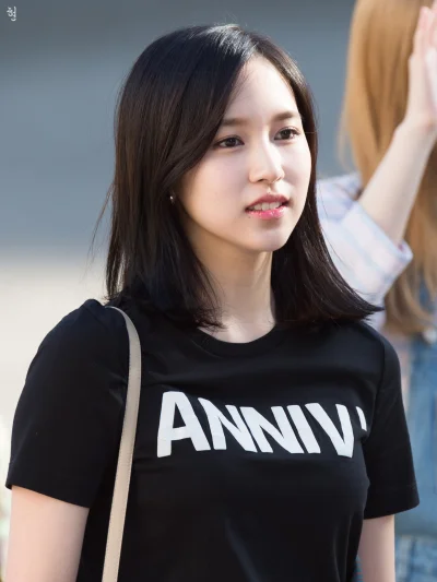 XKHYCCB2dX - #mina #twice 
#koreanka #japonka